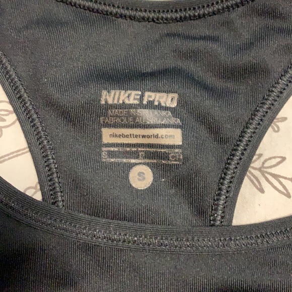 Nike Sports Bra - Picture 2 of 3